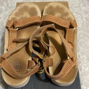 Teva Midform Universal Geometric Sandal Tan